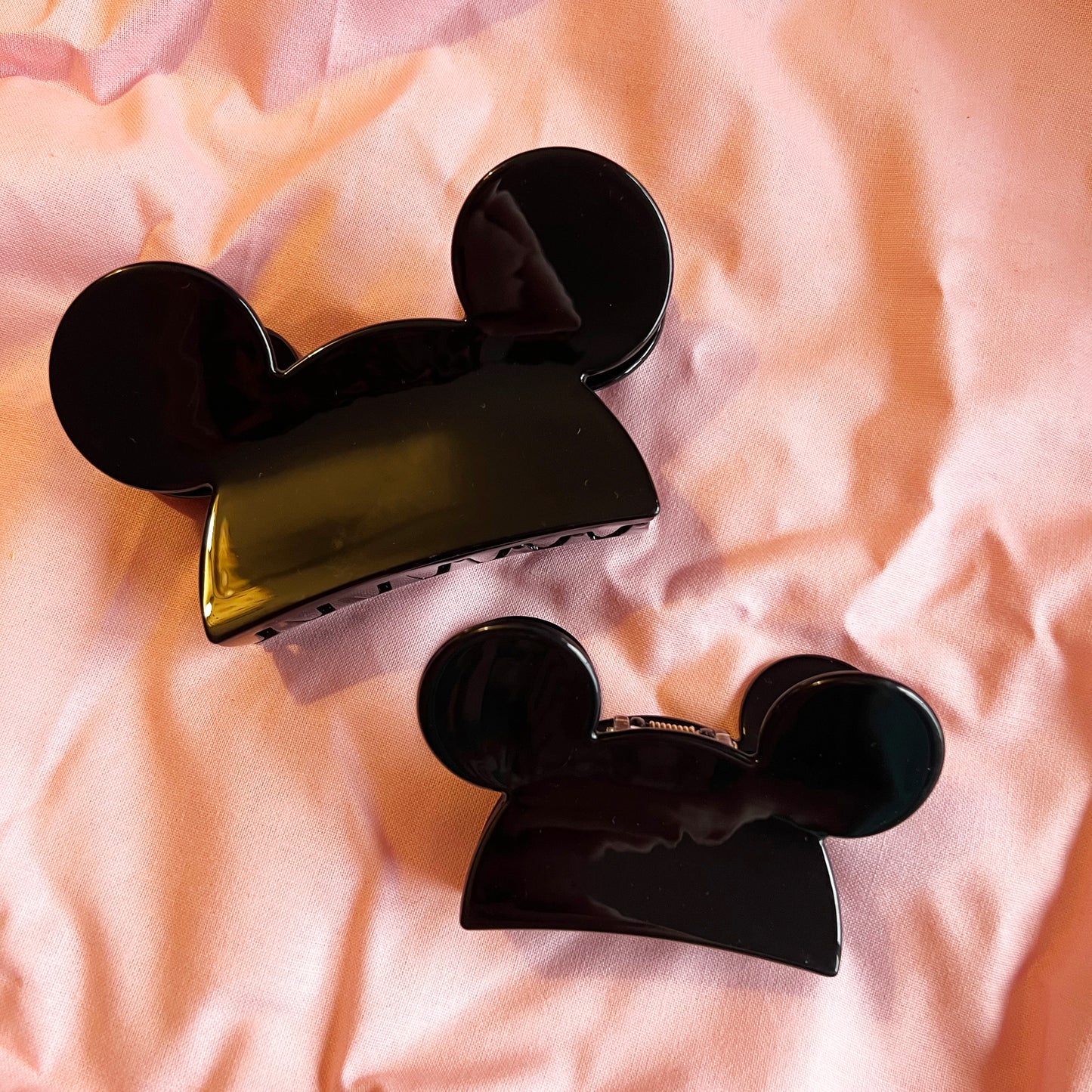 DISCONTINUED - Mouse Ears Hair Claw